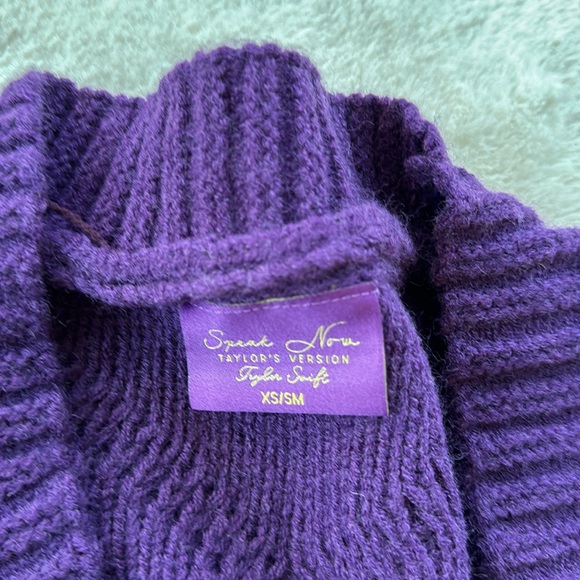 Taylor Swift speak now Taylor’s version sweater - Picture 4 of 4